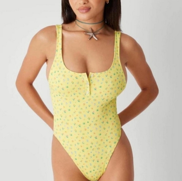 New!Frankie's Bikinis x Pamela Anderson Collab One Piece Swimsuit - Picture 2 of 15